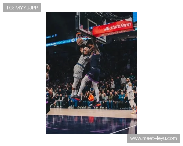 朱利叶斯·兰德尔挡拆配合詹姆斯效率提升队伍攻防转换