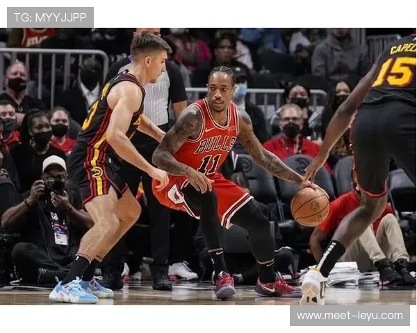 扬尼斯挡拆拉开空间提升篮下得分效率超越常规内线表现