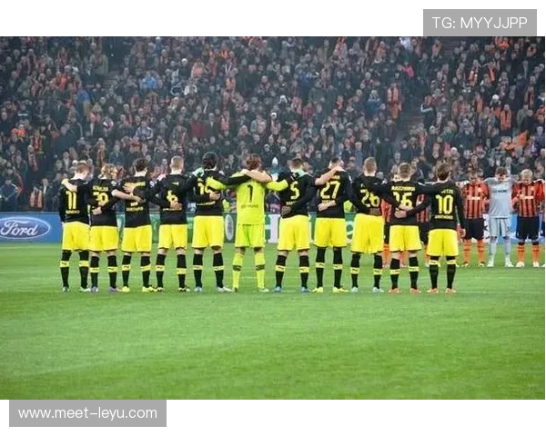 多特蒙德年轻阵容关键战屡现失控，稳定性面临考验